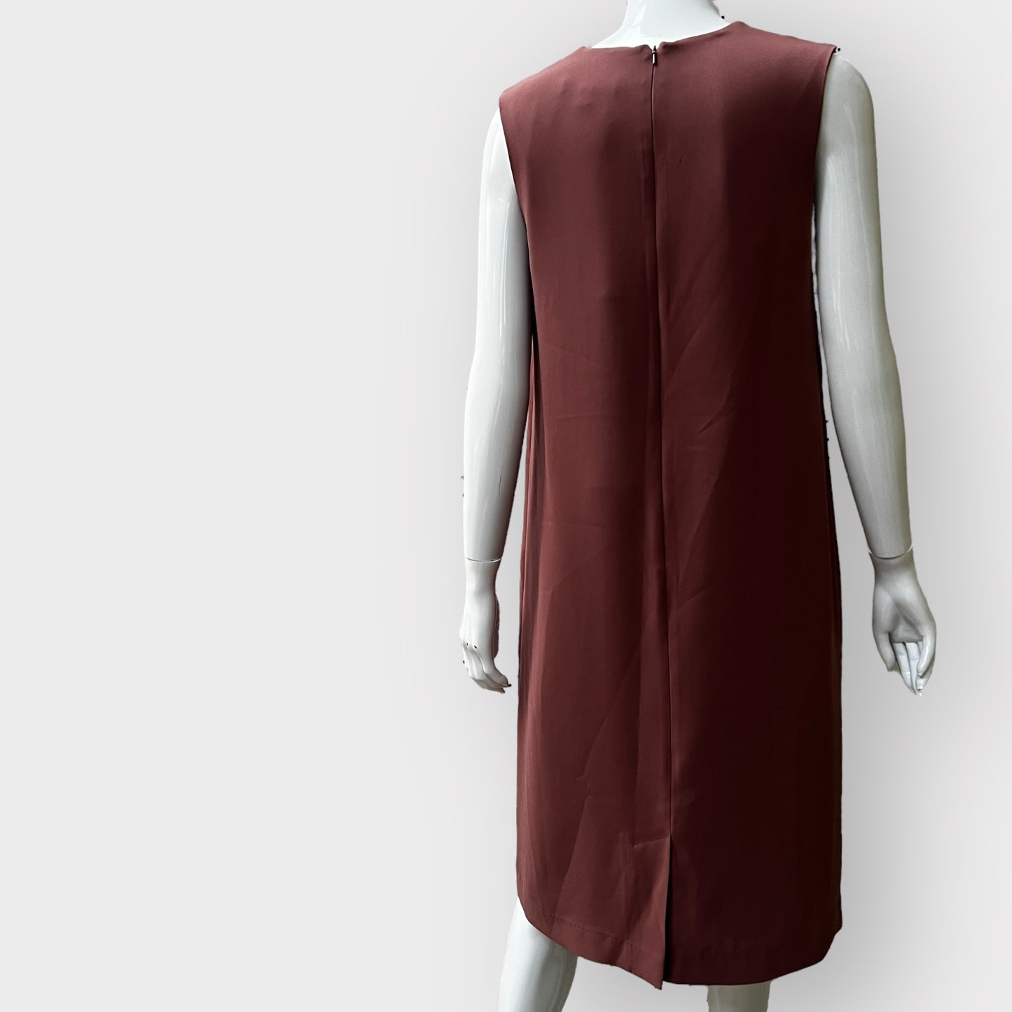 JULIETTE HOGAN / sleeveless dress in dusky rose pink / s Dresses