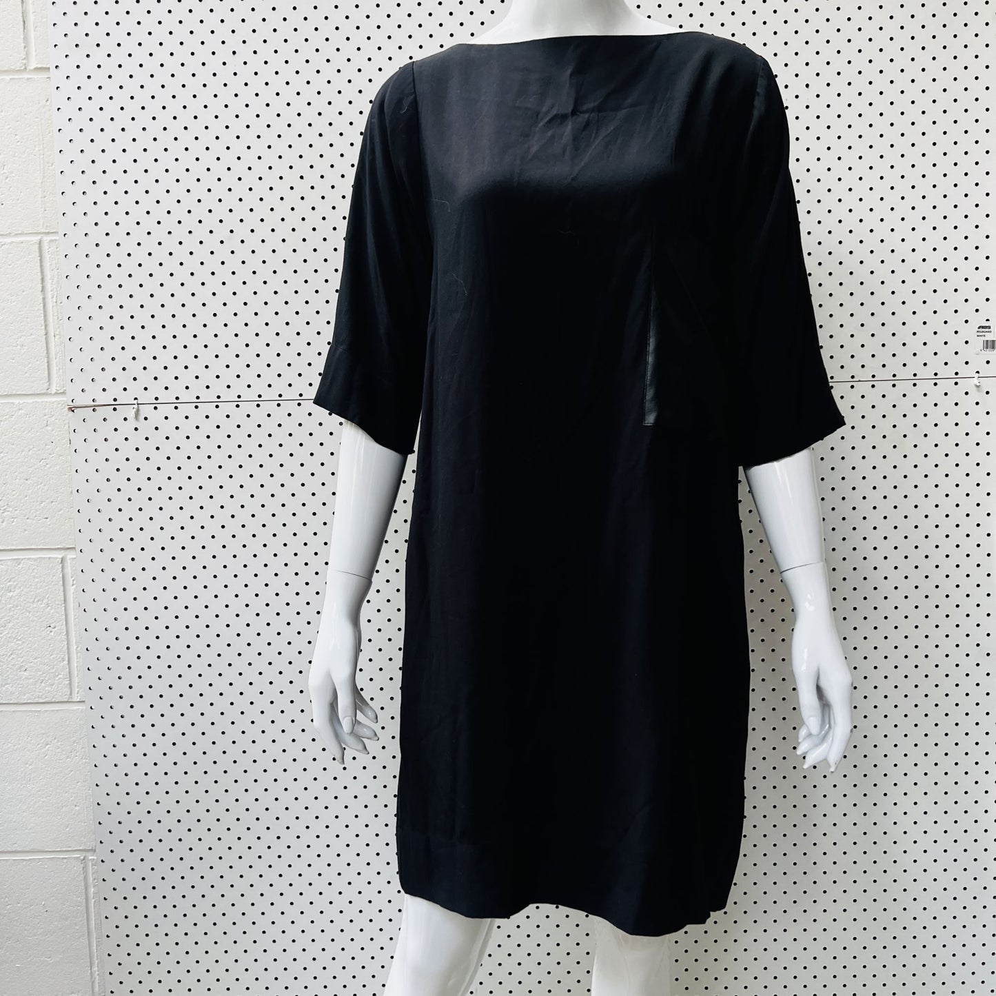 GREGORY / shift dress with feature pocket / 12 Dresses