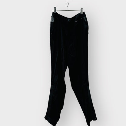 MAX / joggers with faux leather details / 10 (3865150774877830454)