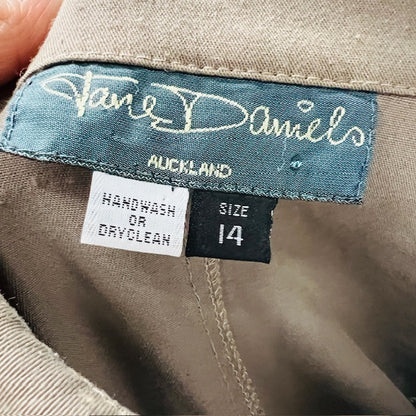 1990s nz vintage / JANE DANIELS / utility dress with shoulder pads / 14 (3865317680188130308)