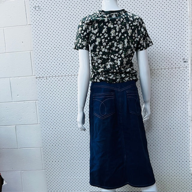 1990s nz vintage / denim skirt with white stitching / s (3866001459976383407)
