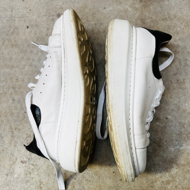 ANDREA BIANI / 'ebony' leather sneakers / 41 Shoes