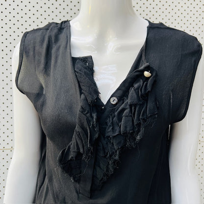 SALASAI / black top with ruffle / s / made in nz (3867562473743425460)