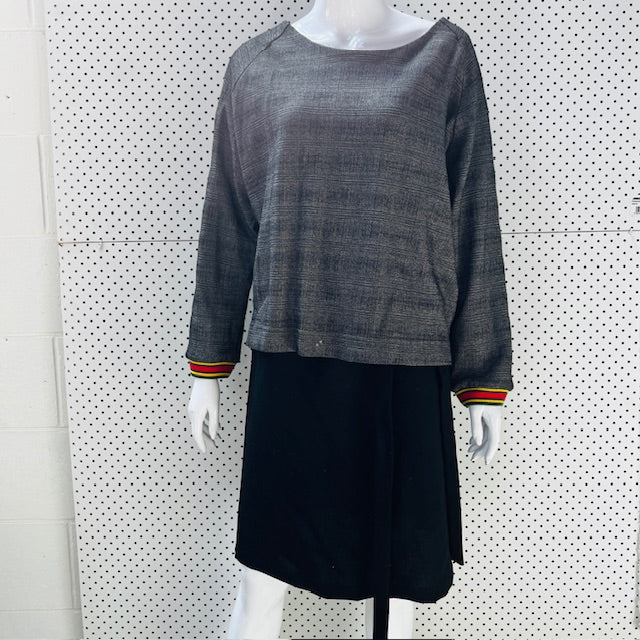ZAMBESI / a - line standard skirt / 100% wool / 10 / made in nz Skirts