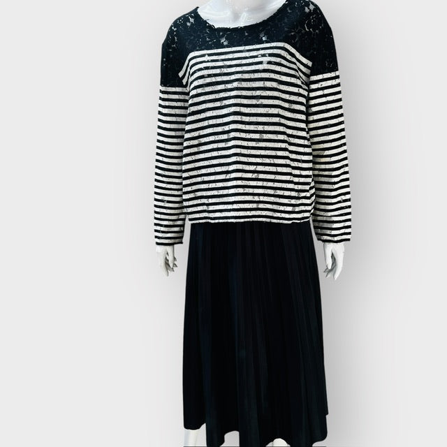 TRELISE COOPER / no rest for the printed top / m Tops & shirts