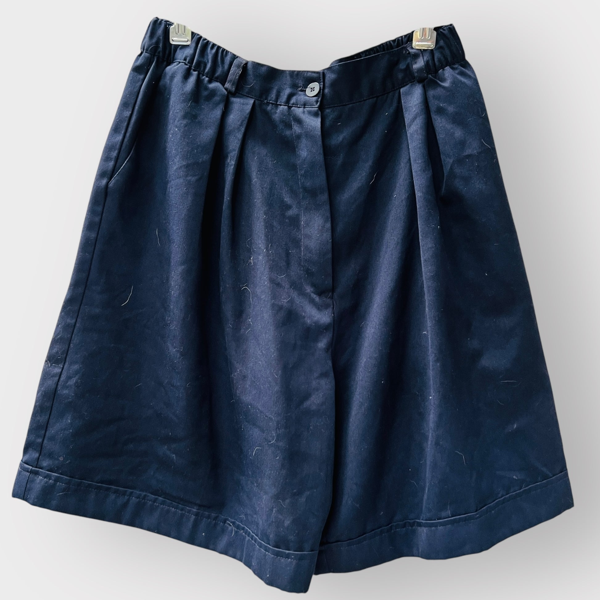 ST MARGARETS COLLEGE / barbara lee tailored shorts / 14 (3868173446891898612)