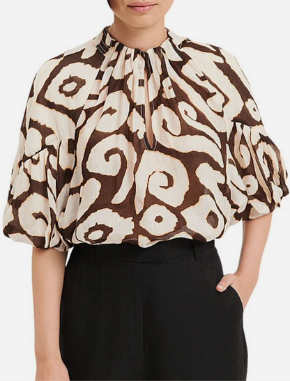 COUNTRY ROAD / print detail tuck blouse / s (3877766988088405324)