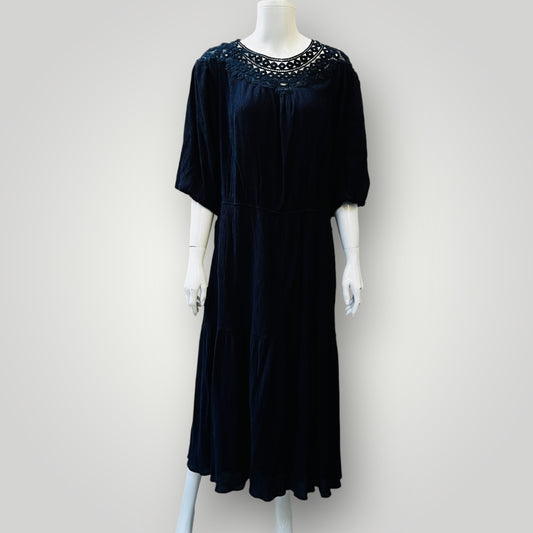 WITCHERY / textured lace detail dress / 18 Dresses