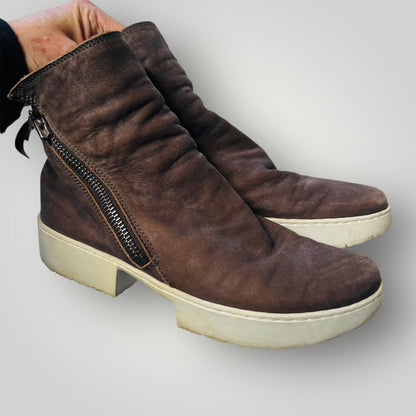 TRIPPEN / TOURIST in brown leather with white sole / 37 / $799 rrp (3882177585719007117)