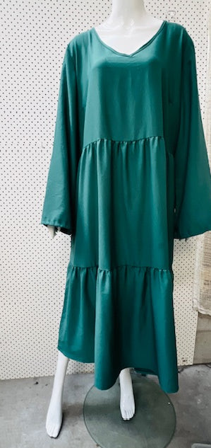RUBY + RAIN / tiered dress / 18 / made in nz Dresses
