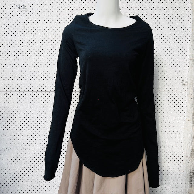 NOM*D / cross back merino / s Tops & shirts