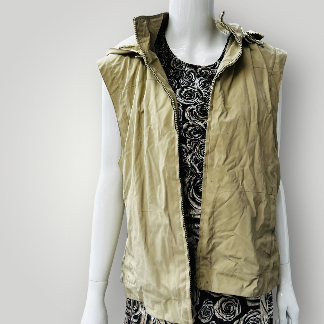 eiseneggir / zip front vest jacket / 14 (3883907363111188820)
