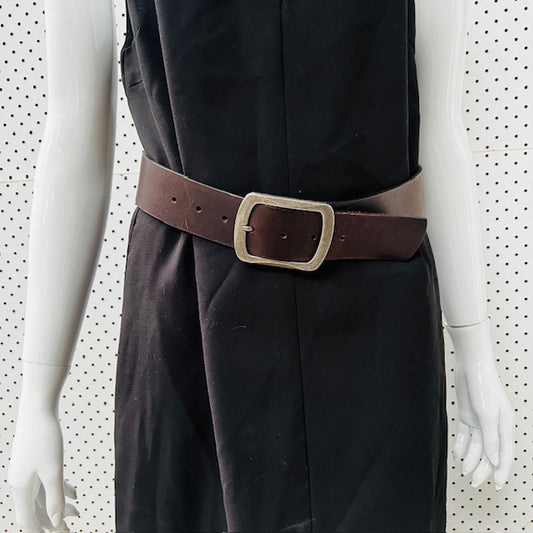 vintage / brown leather belt with silver buckle / s (3884591809153074123)