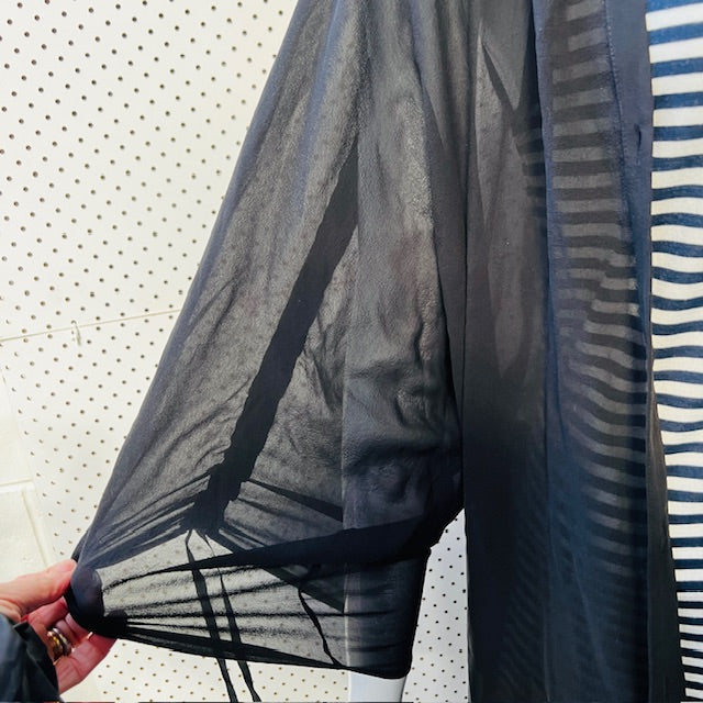 HELEN CHERRY / 100% silk / kimono jacket or overdress / s (3884682664669590701)