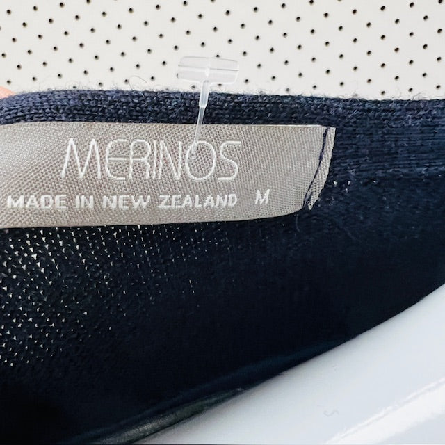 MERINOS / made in nz / longline vest in blue / M (3885114839382456899)