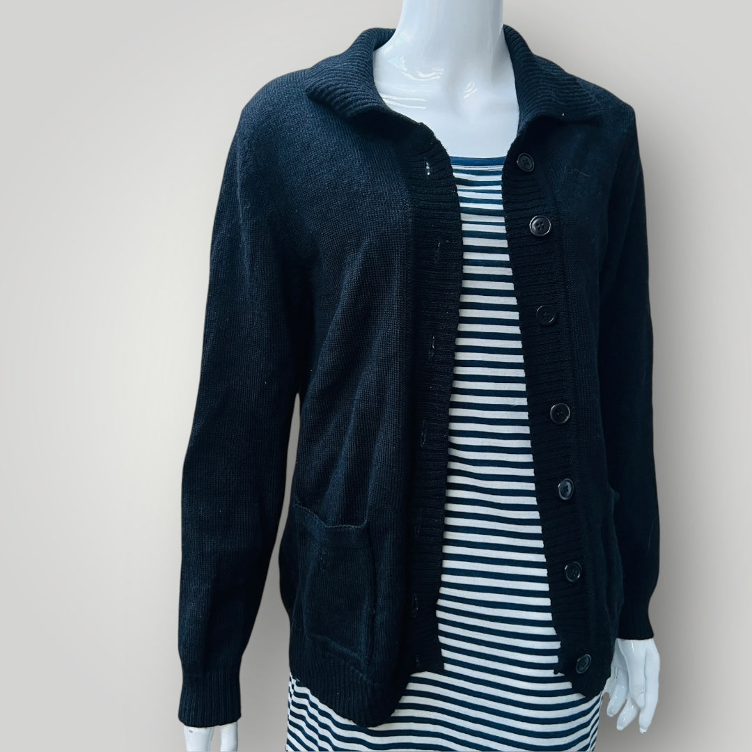 pure wool / collared cardigan in black / S (3885115266029163005)