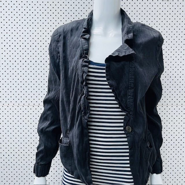 vintage / silk jacket with ruffles / s (3885206242753933187)