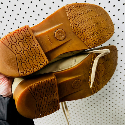 1970s vintage / hush puppies by clarks / 7.5 (3885538353891659332)