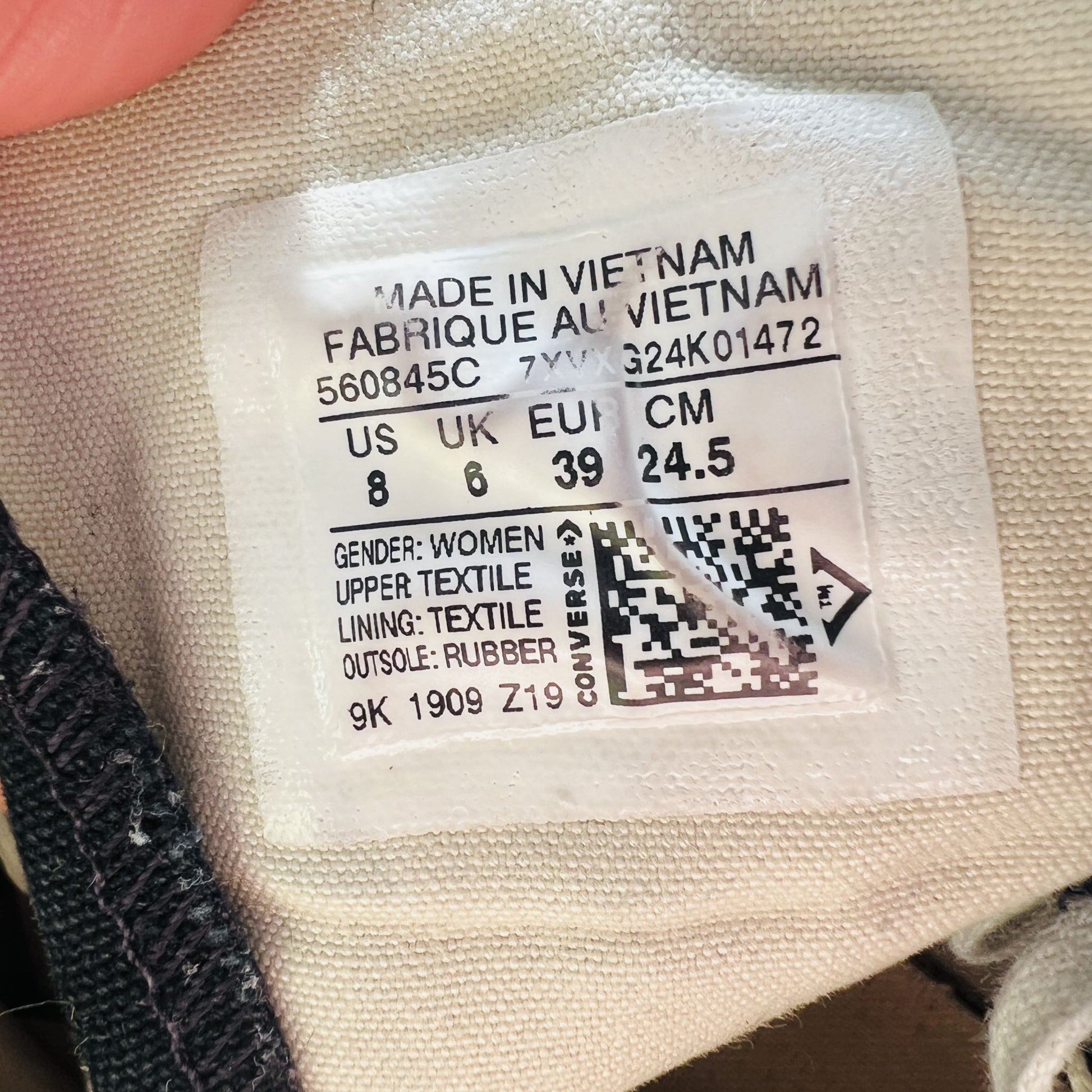 Converse / platform high top chuck taylors / 39 (3885625615624974593)