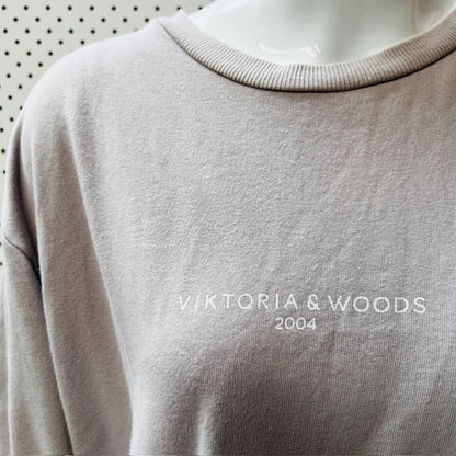 VIKTORIA + WOODS / anniversary sweatshirt / 2 (3885633104987695122)