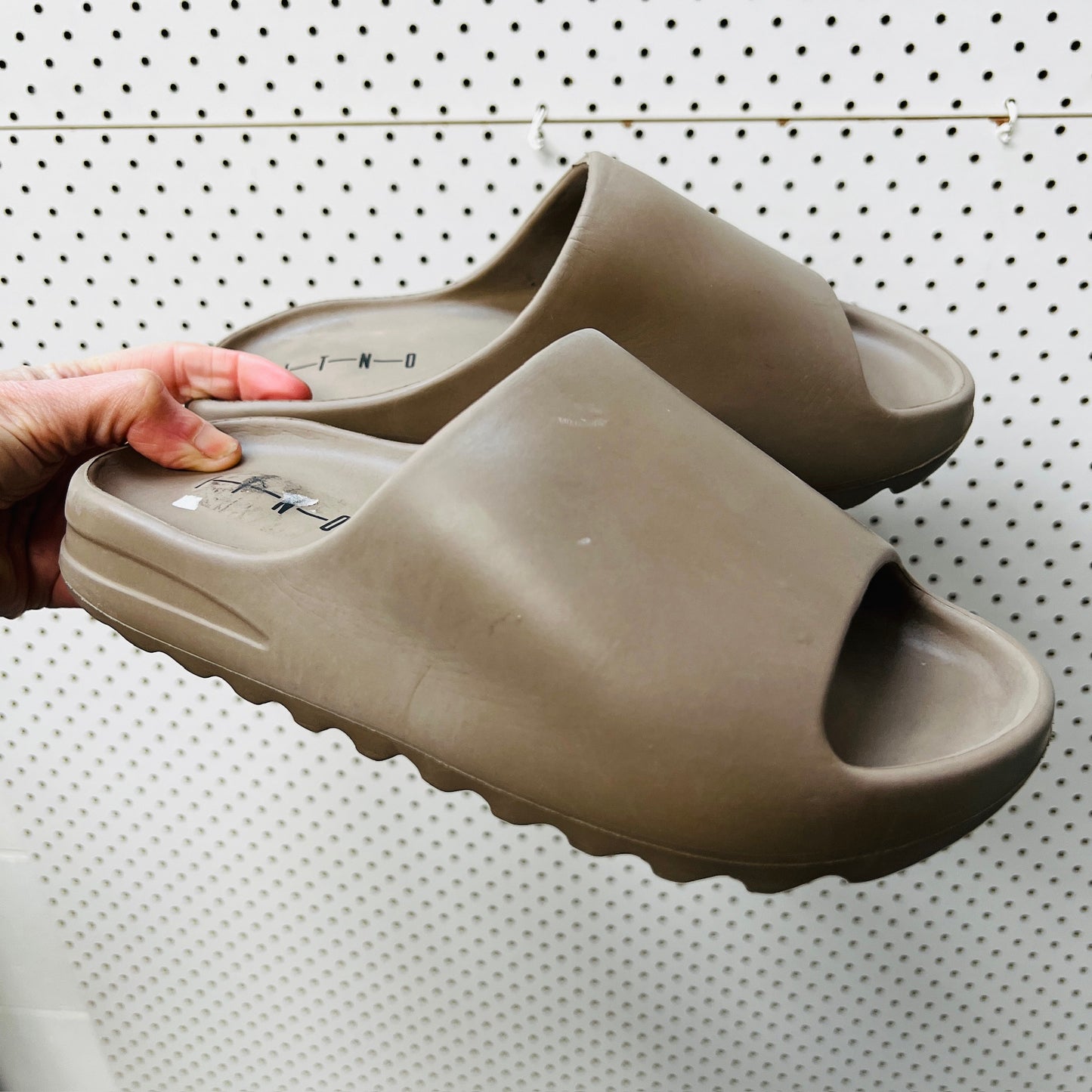 ITNO / Brown chunky slides / size 39 (3885720596413522896)