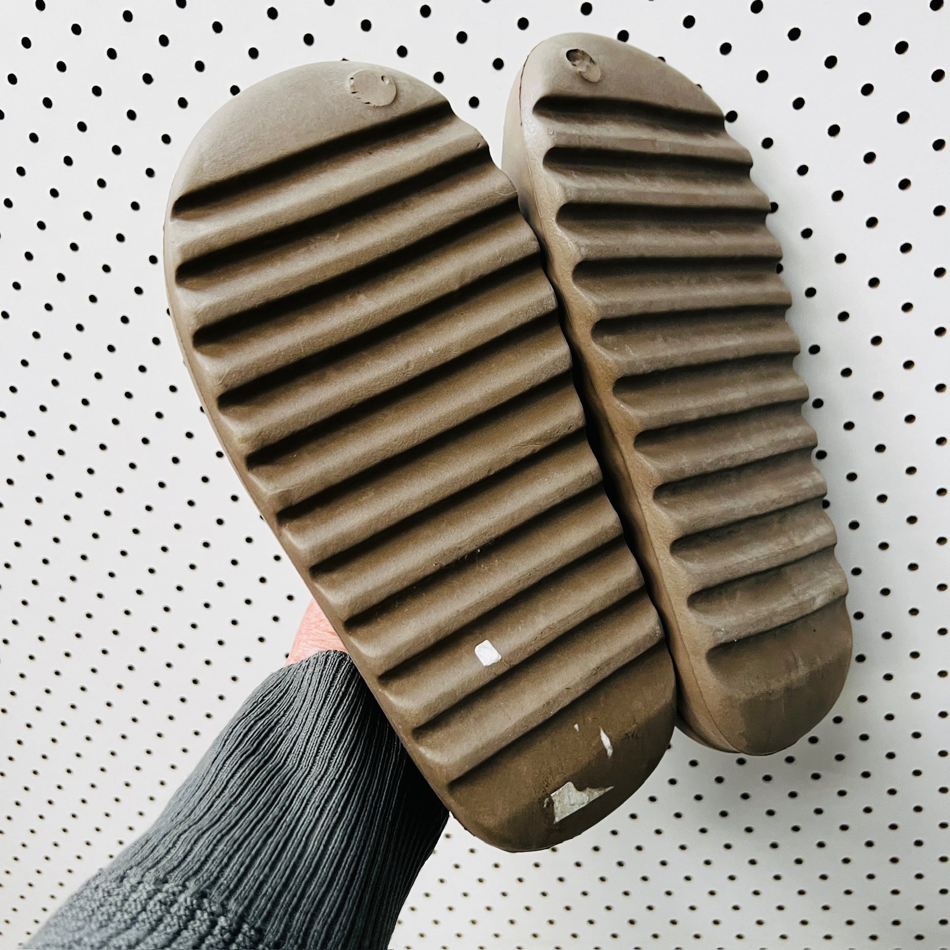 ITNO / Brown chunky slides / size 39 (3885720604005840193)