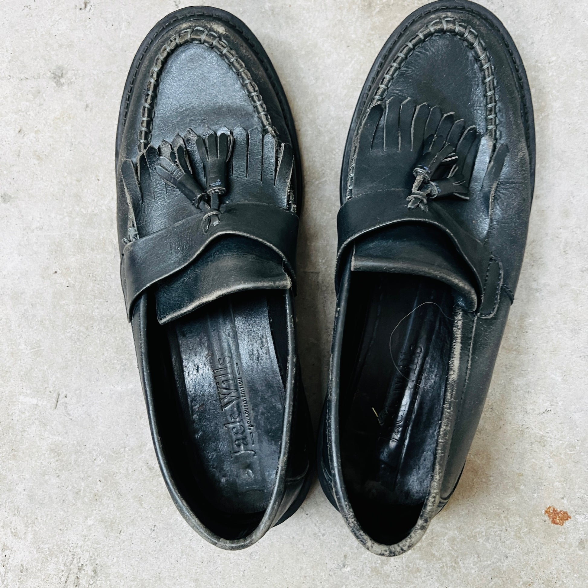 Jack Wills / black leather loafers / Size 7 (3885721025154656120)