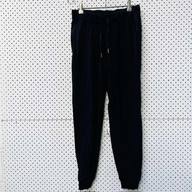 LULULEMON / joggers / s (3885800958308981255)
