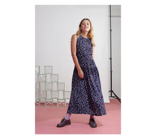 twenty-seven names / 'tripping daisys' dress / 10 Dresses