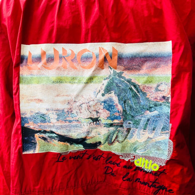red anorak / with funky print to back / s/m (3886509938951935008)