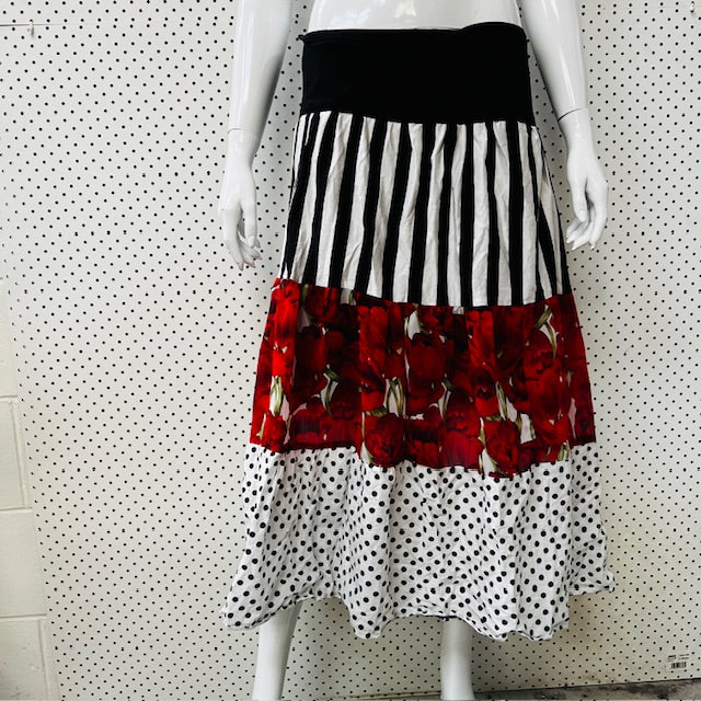 VIXEN / tiered skirt / L (3887024466554572069)