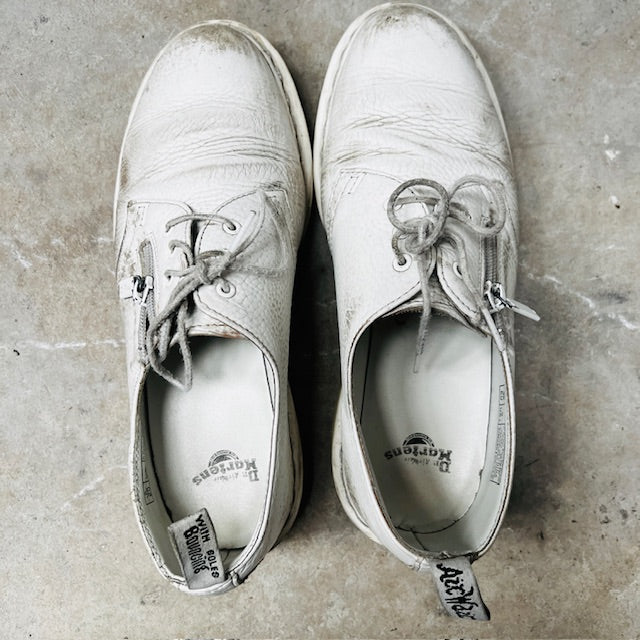 DR MARTENS / 1461 flats with zip / white / 8 (3887450047163235169)