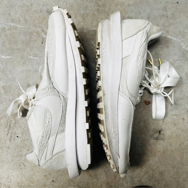 NIKE x SACAI / white trainers / 41 (3887450110415666453)