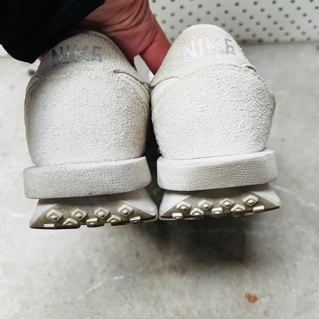NIKE x SACAI / white trainers / 41 (3887450112409748477)