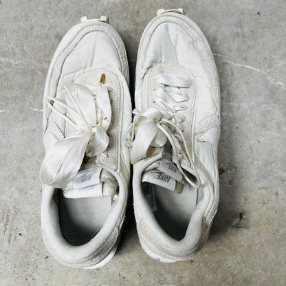 NIKE x SACAI / white trainers / 41 (3887450113918040771)