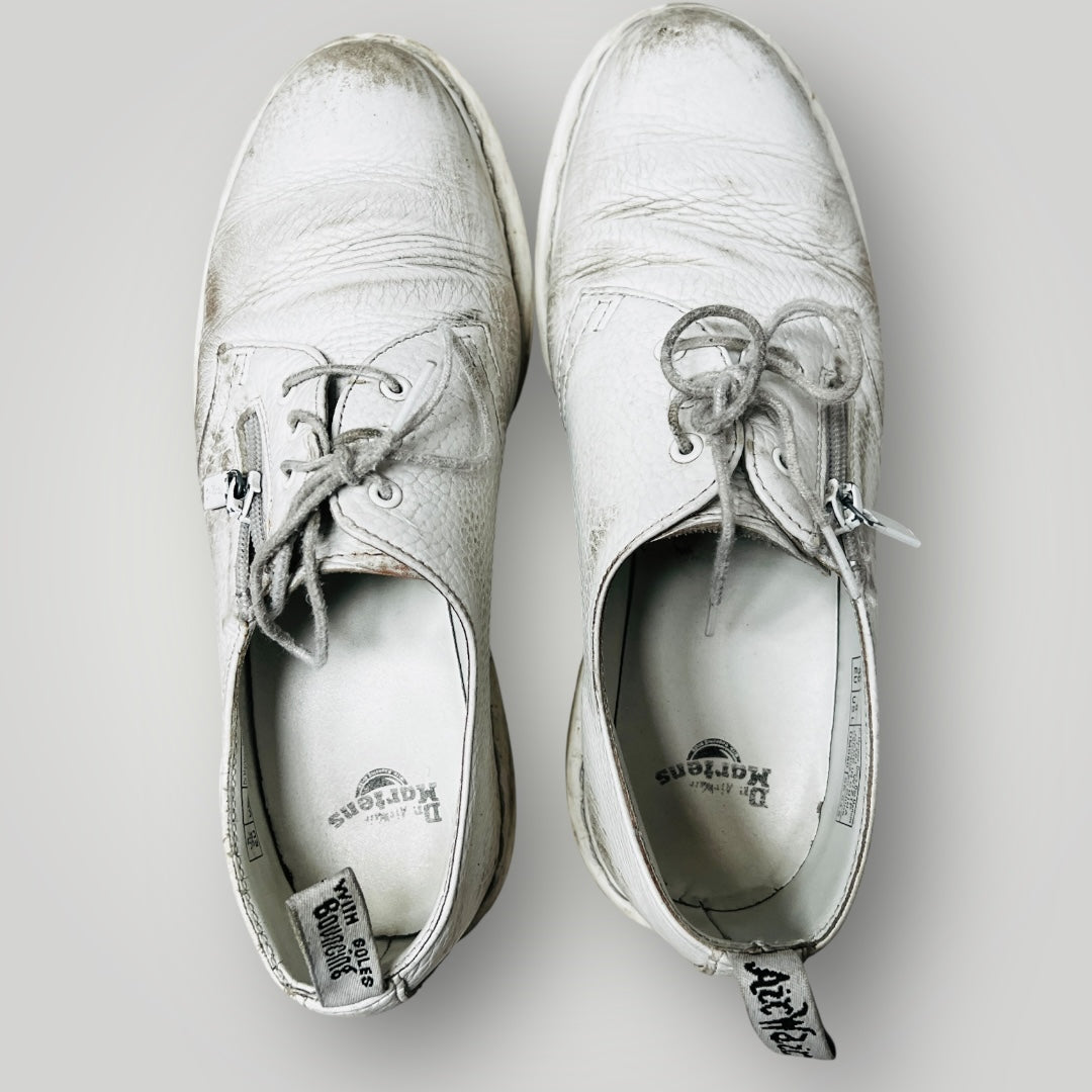 DR MARTENS / 1461 flats with zip / white / 8 (3887450356457775151)