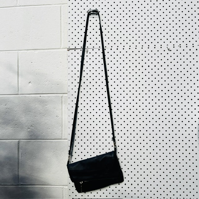 made in italy / genuine leather small cross body bag / deep blue (3888149231038518268)