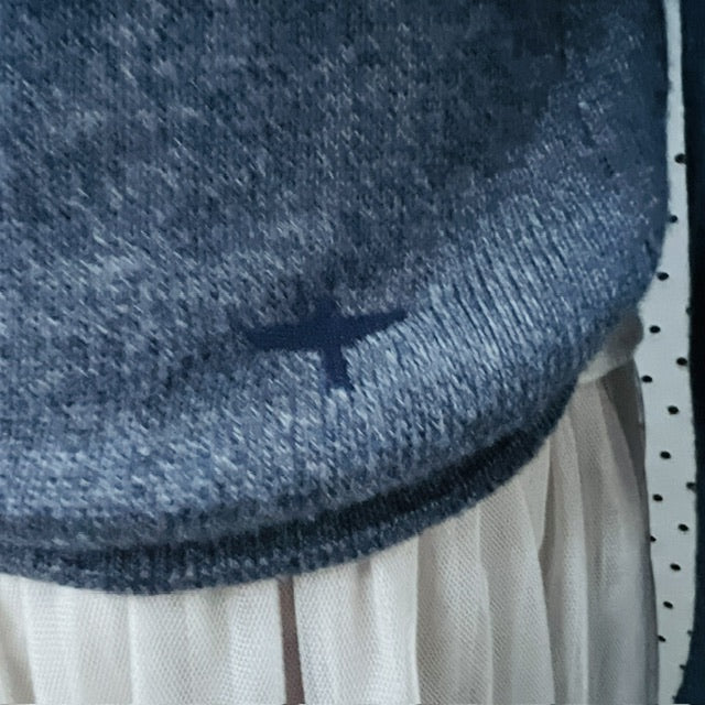 UNTOUCHED WORLD / jumper / xs / made in nz (3888230395418336483)