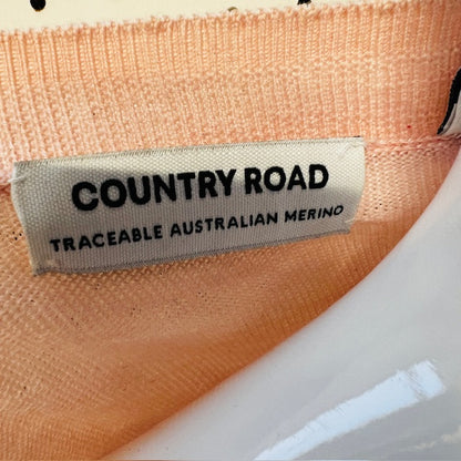 COUNTRY ROAD / v neck pink wool jumper / XS (3888681807577949564)