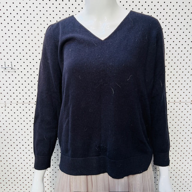 STANDARD ISSUE / v neck navy wool jumper / S/M (3888681831510142270)