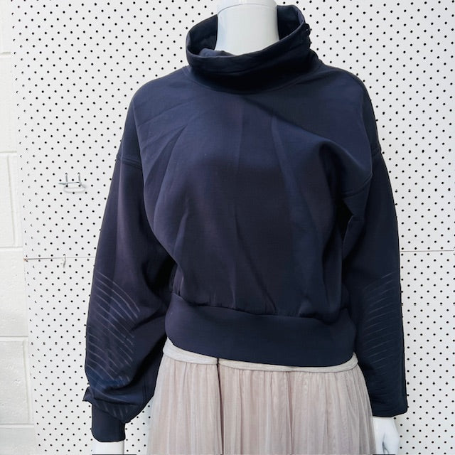 LULULEMON / cropped funnel neck neoprene sweatshirt / s (3888681928191451327)