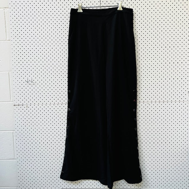 CALLI / wide legged black pants with side domes / 12 (3888811022348968108)
