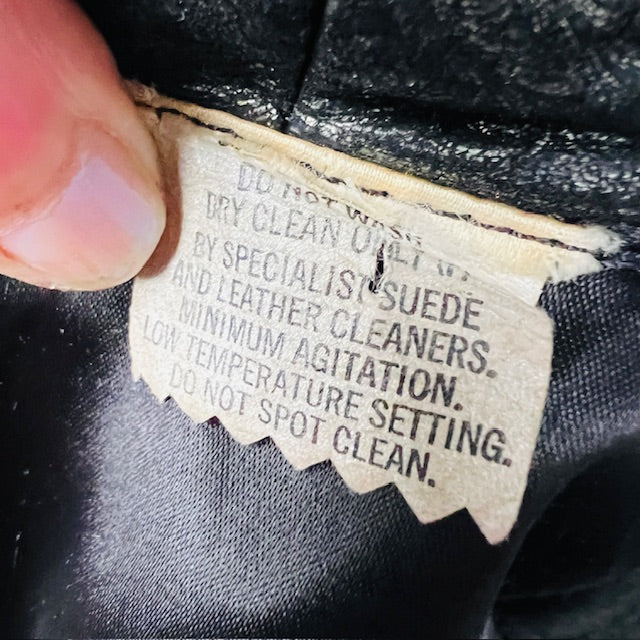 1990s vintage / leather jacket with gold patterning / M/L (3889342734845564494)