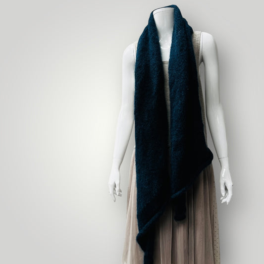 hand knitted / pure wool scarf (3889343066941072039)