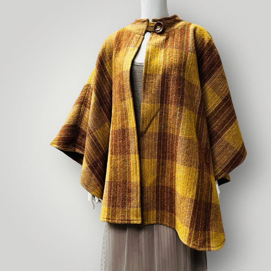 hand woven / wool cape / one size (3889448491240643457)