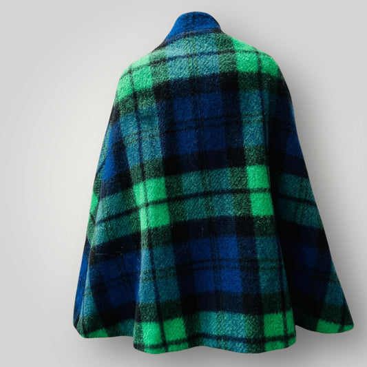 1960s nz vintage / plaid wool cape / s (3889448537530933916)
