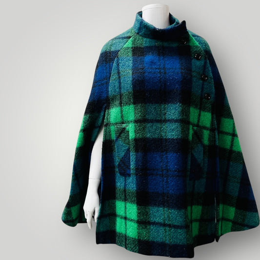 1960s nz vintage / plaid wool cape / s (3889448539279168921)