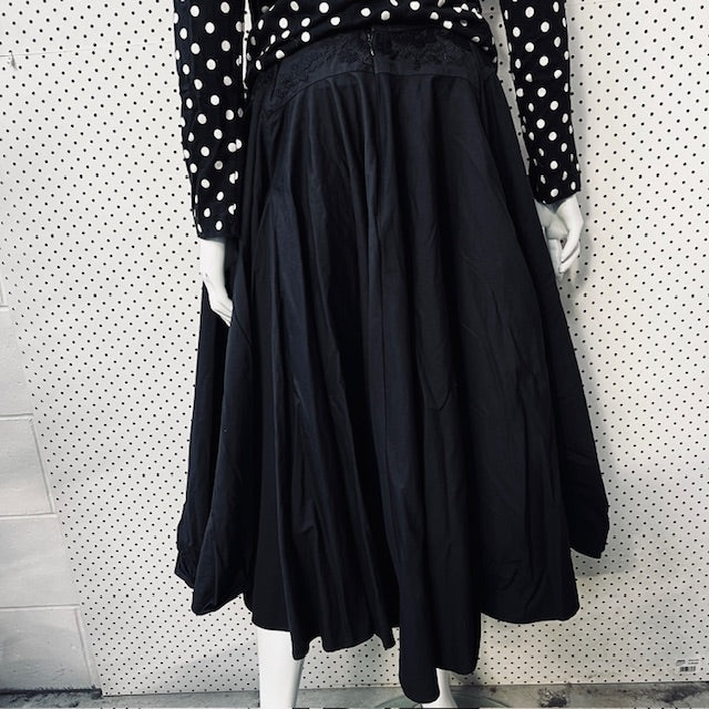 1980s nz vintage / very full skirt / s (3890025482446620662)
