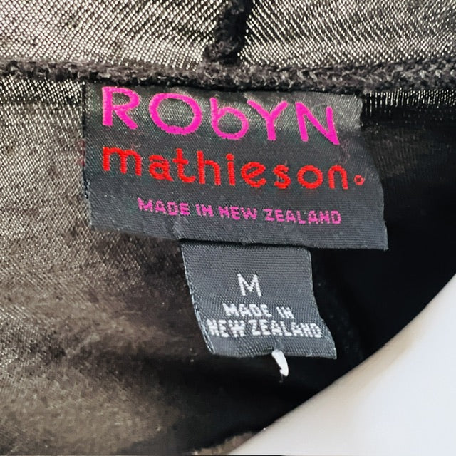 2000s nz vintage / ROBYN MATHESON / merino cardigan / m / made in nz (3890025552780164977)