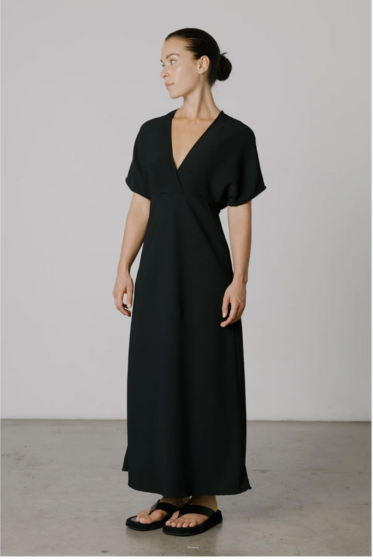 ELLIS NZ / bias cut maxi dress / black / s / made in nz (3890202070474763243)